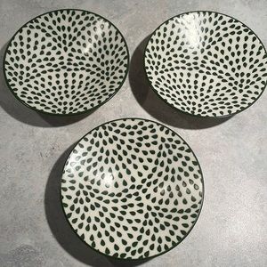 Crofton ceramic dishes